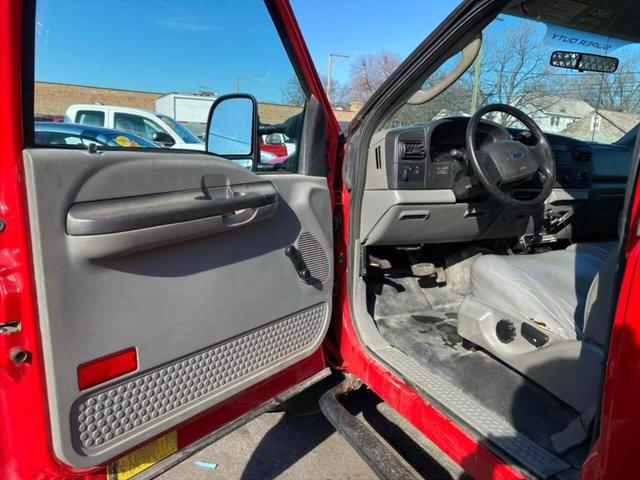 2006 Ford F-450 141 W.B. 2D