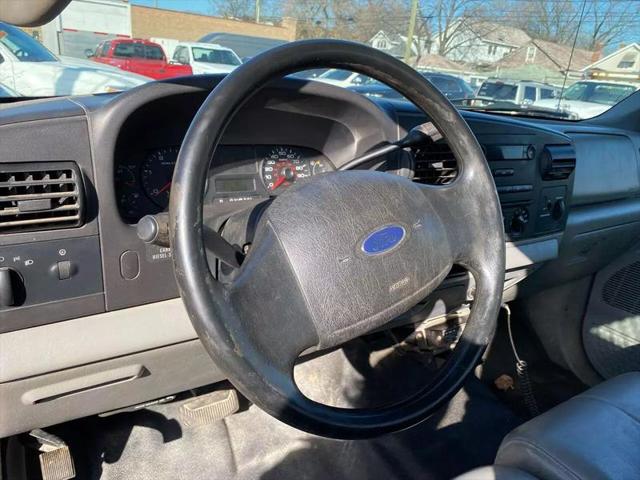 2006 Ford F-450 141 W.B. 2D