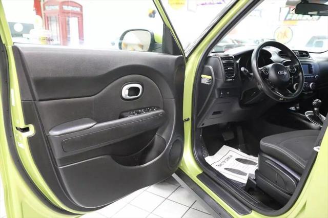 2017 Kia Soul Wagon 4D