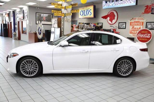 2017 Alfa Romeo Giulia Ti RWD