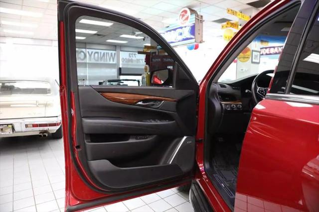 2015 Cadillac Escalade Luxury