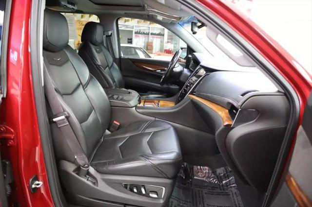2015 Cadillac Escalade Luxury