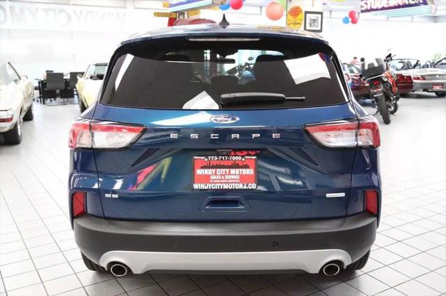 2020 Ford Escape SE