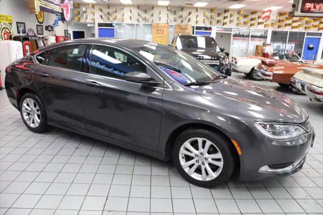 2015 Chrysler 200 Limited