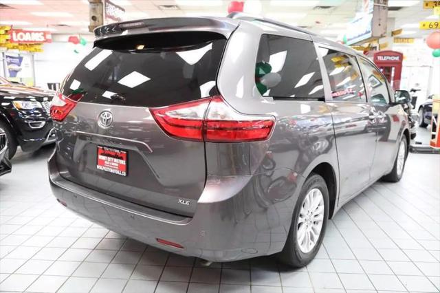 2017 Toyota Sienna Limited 7 Passenger