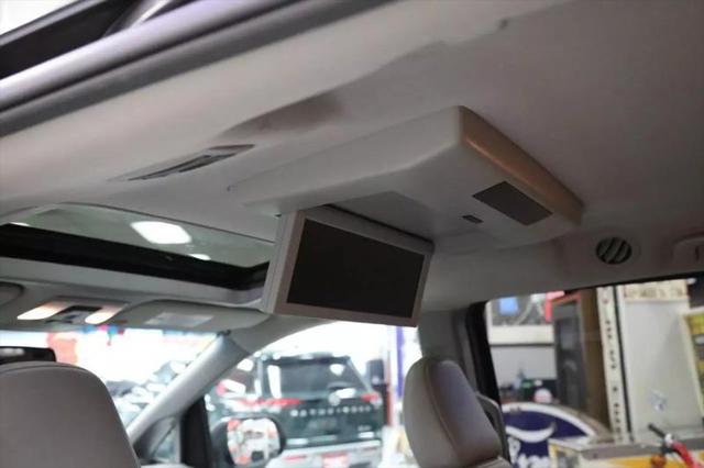 2017 Toyota Sienna Limited 7 Passenger