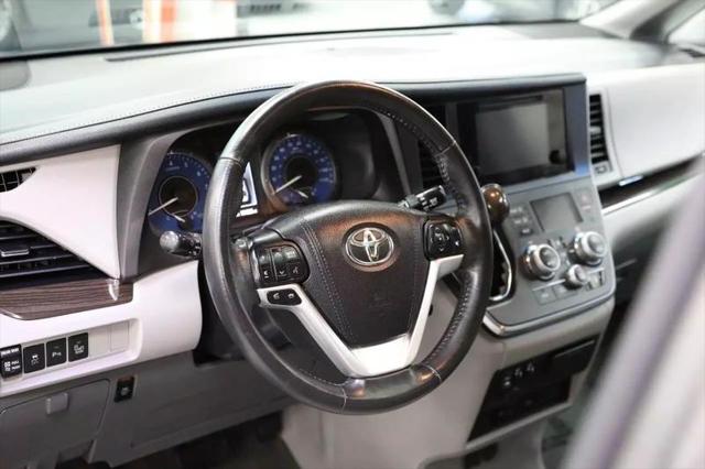 2017 Toyota Sienna Limited 7 Passenger