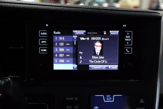 2017 Toyota Sienna Limited 7 Passenger