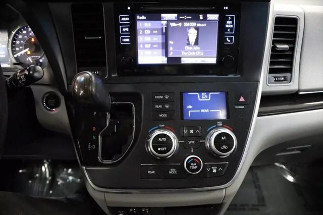 2017 Toyota Sienna Limited 7 Passenger