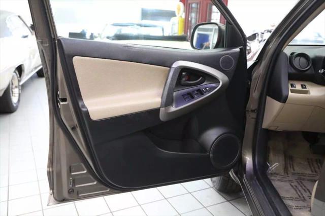 2011 Toyota RAV4 Limited V6