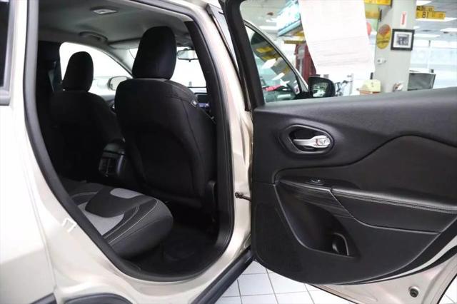 2014 Jeep Cherokee Sport