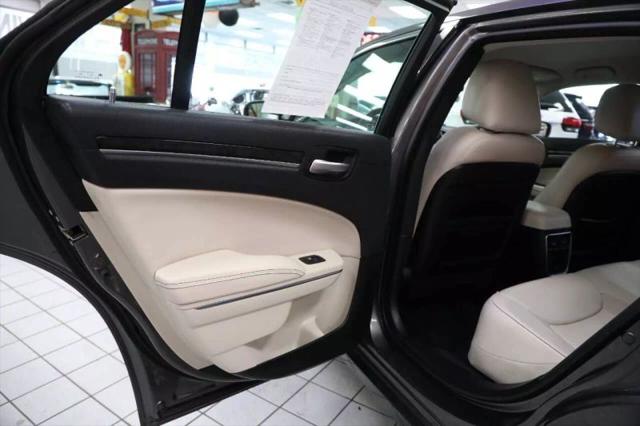 2018 Chrysler 300 Limited