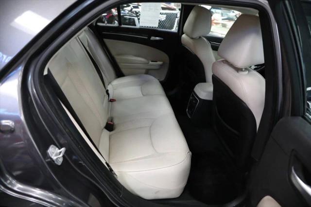 2018 Chrysler 300 Limited