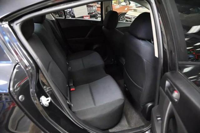 2010 Mazda Mazda3 i Sport