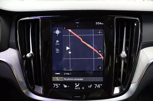 2021 Volvo S60 Recharge T8 Inscription