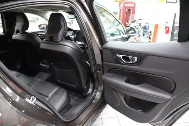 2021 Volvo S60 Recharge T8 Inscription