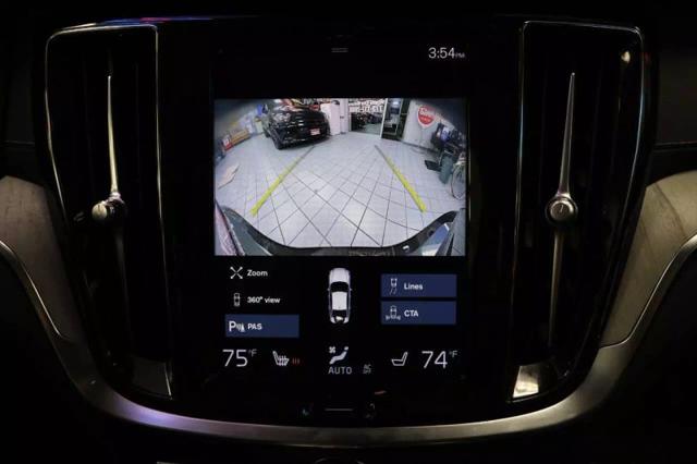 2021 Volvo S60 Recharge T8 Inscription