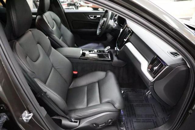 2021 Volvo S60 Recharge T8 Inscription