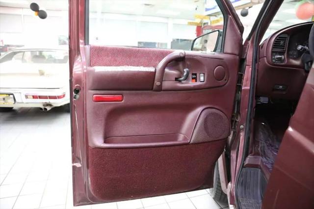 1997 GMC Safari SLX CMI