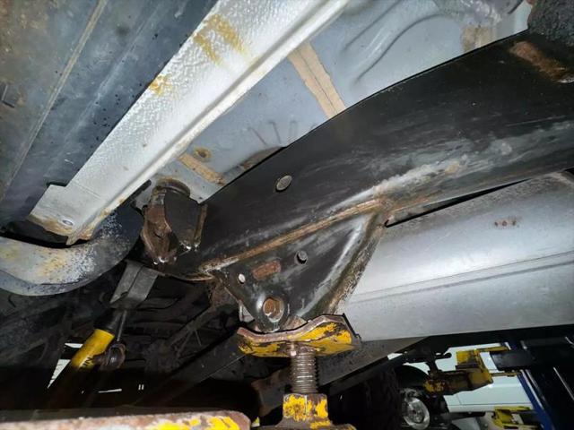 1997 Toyota Land Cruiser Sport Utility 4D