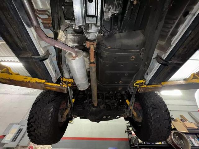 1997 Toyota Land Cruiser Sport Utility 4D