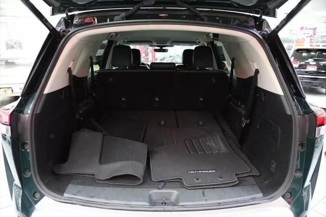 2023 Nissan Pathfinder SL 4WD