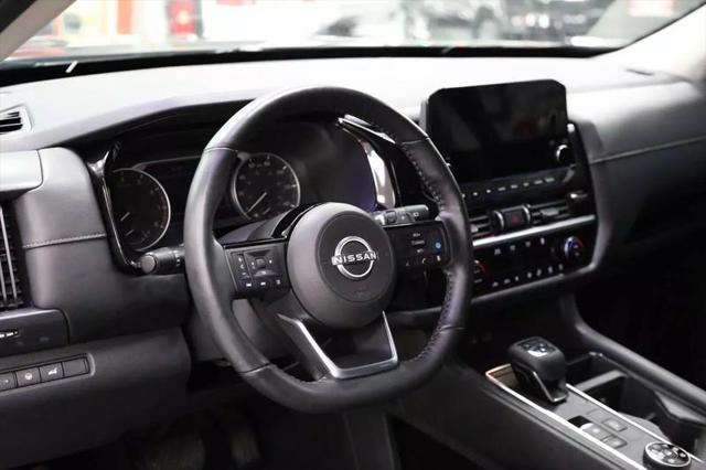 2023 Nissan Pathfinder SL 4WD
