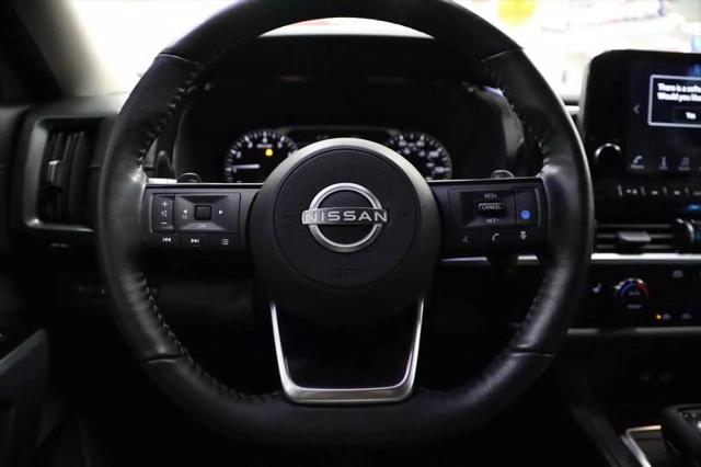 2023 Nissan Pathfinder SL 4WD