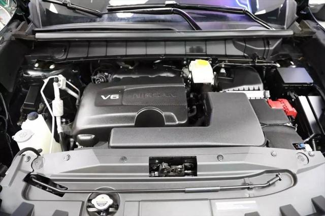 2023 Nissan Pathfinder SL 4WD