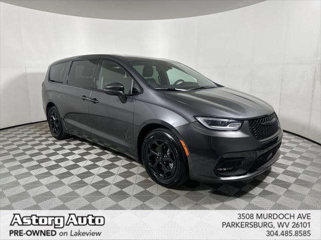 2022 Chrysler Pacifica Hybrid Touring L