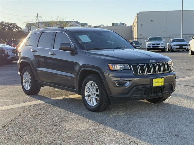 2017 Jeep Grand Cherokee Laredo 4x2