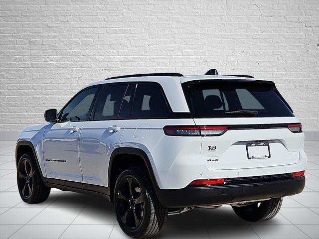 2025 Jeep Grand Cherokee GRAND CHEROKEE ALTITUDE 4X4
