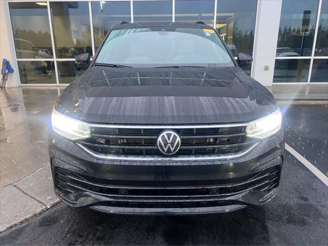 2024 Volkswagen Tiguan 2.0T SE R-Line Black