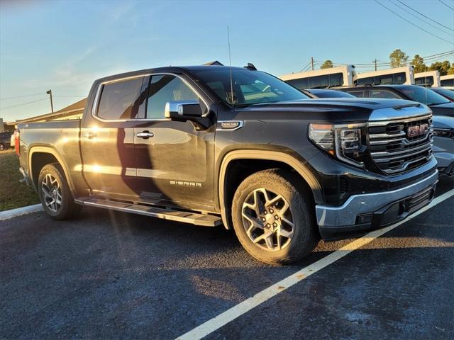 2022 GMC Sierra 1500 4WD Crew Cab Short Box SLT