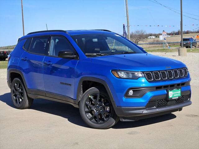 2025 Jeep Compass COMPASS LATITUDE 4X4