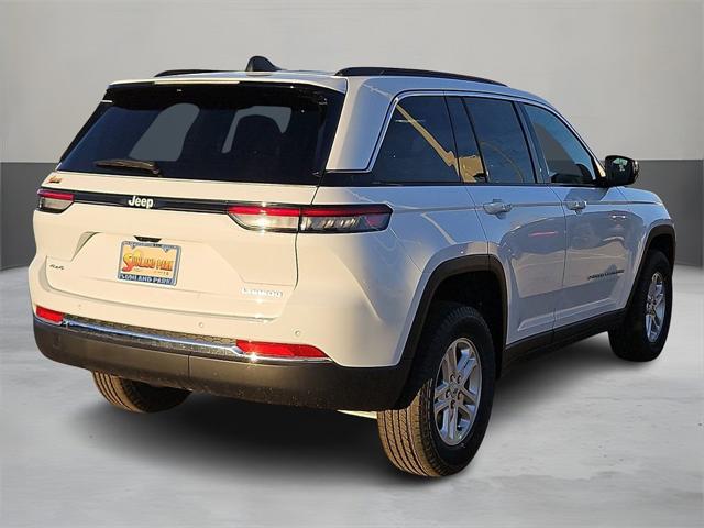 2025 Jeep Grand Cherokee GRAND CHEROKEE LAREDO 4X4
