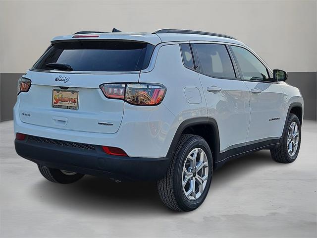 2025 Jeep Compass COMPASS LATITUDE 4X4