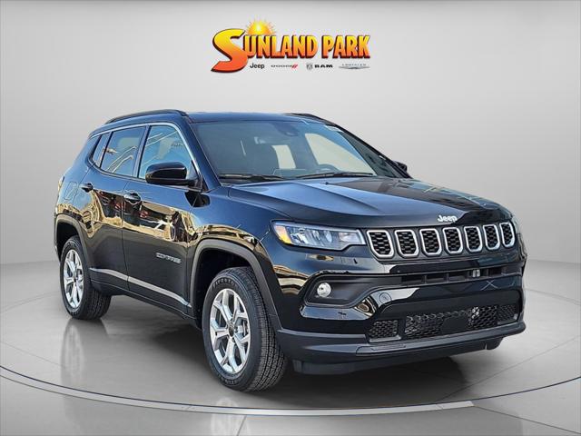2025 Jeep Compass COMPASS LATITUDE 4X4