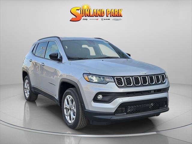 2025 Jeep Compass COMPASS LATITUDE 4X4