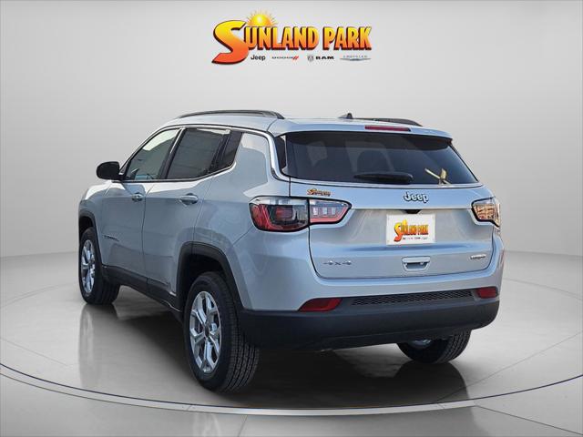 2025 Jeep Compass COMPASS LATITUDE 4X4