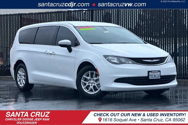 2017 Chrysler Pacifica LX