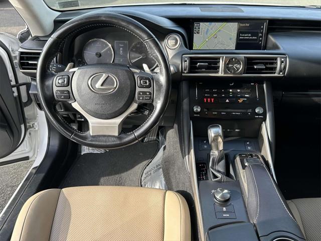 2017 Lexus IS 300 300 2017 Lexus IS 300 300