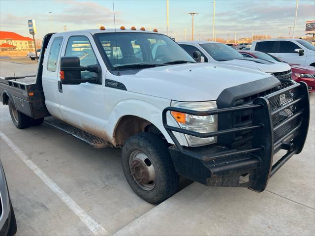 2015 Ford F-350 Chassis XL