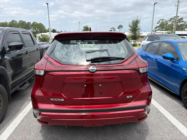 2024 Nissan Kicks SR Xtronic CVT