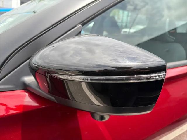 2024 Nissan Kicks SR Xtronic CVT