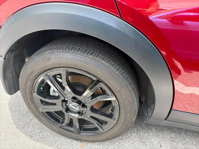 2024 Nissan Kicks SR Xtronic CVT