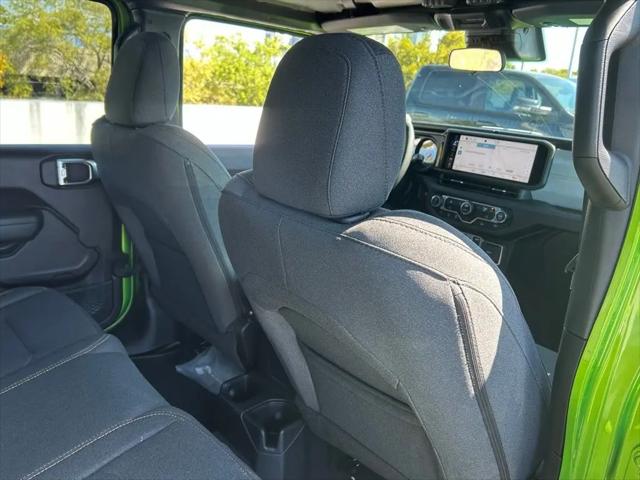 2025 Jeep Wrangler 4-Door Willys 4x4