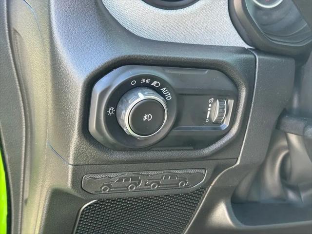 2025 Jeep Wrangler 4-Door Willys 4x4