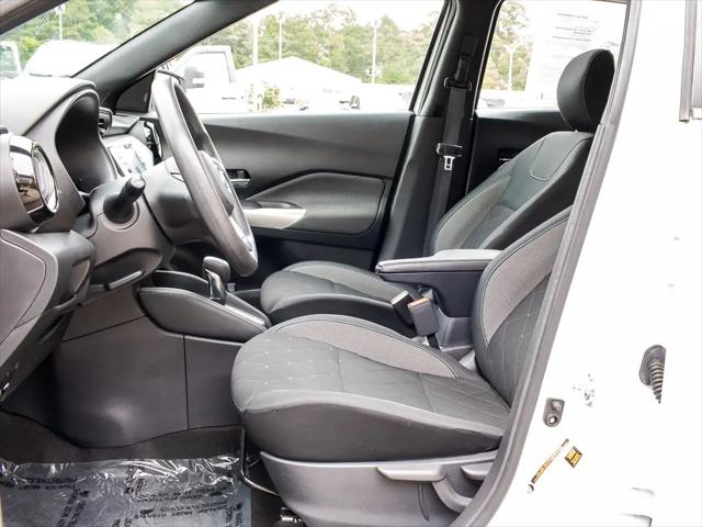 2020 Nissan Kicks SV Xtronic CVT