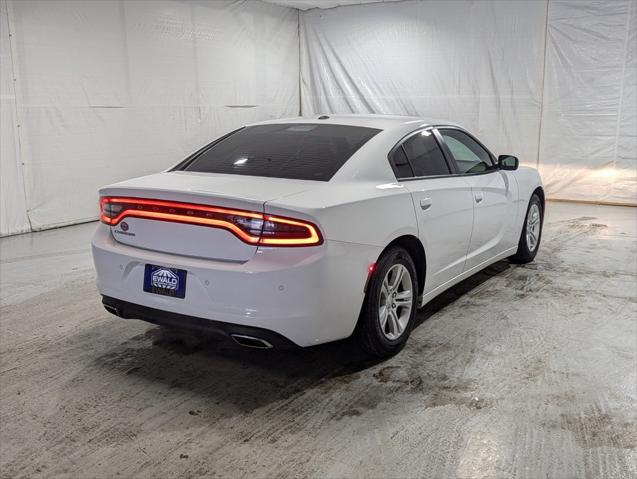 2016 Dodge Charger SE